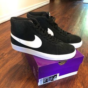 Brand New Nike SB zoom blazer- Size 8.5/women 10